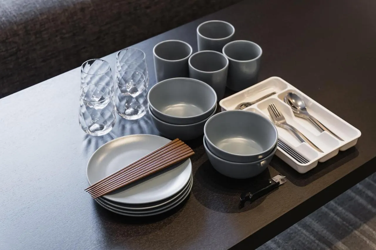 Grand Base Yakuin Odori Aparthotel Fukuoka  3*, Fukuoka (Fukuoka)